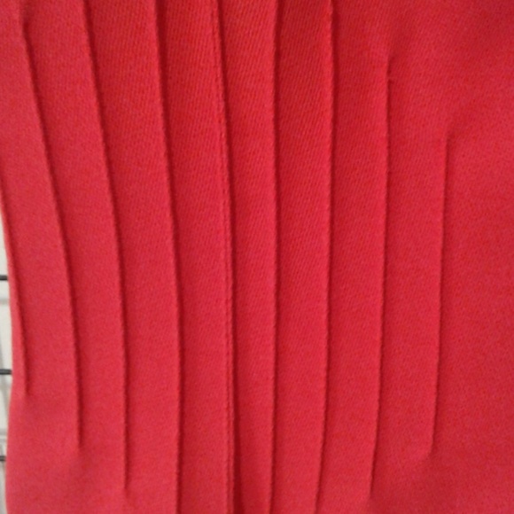 NWT. Valentino elegant wool dress, Italy. - Picture 8 of 8